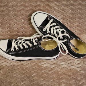 Black Lowtop Chuck Taylor Converse Sneakers, Unisex, Womens Size 8, Mens Size 6